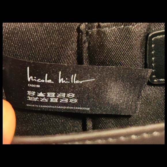 Nicole Miller Snakeskin Mini Crossbody/Handbag/Purse Black/White - Picture 13 of 16